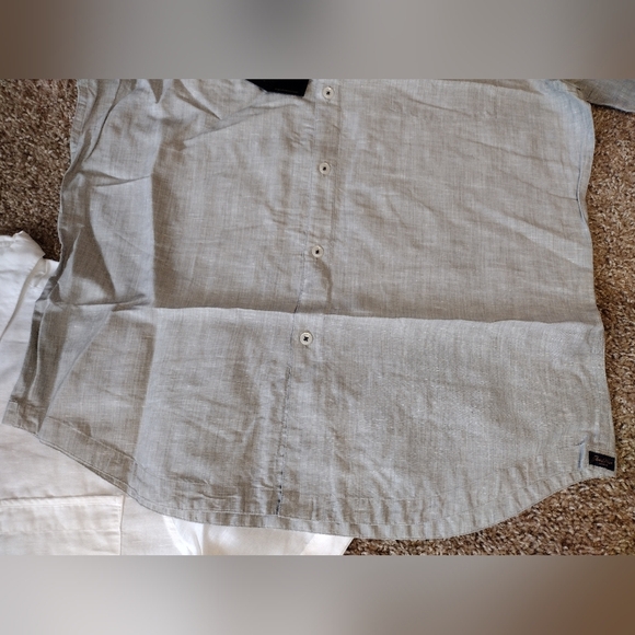 Good Man Brand White and Gray Button-Up Short Sleeve Shirts Duo NWT - Picture 8 of 10